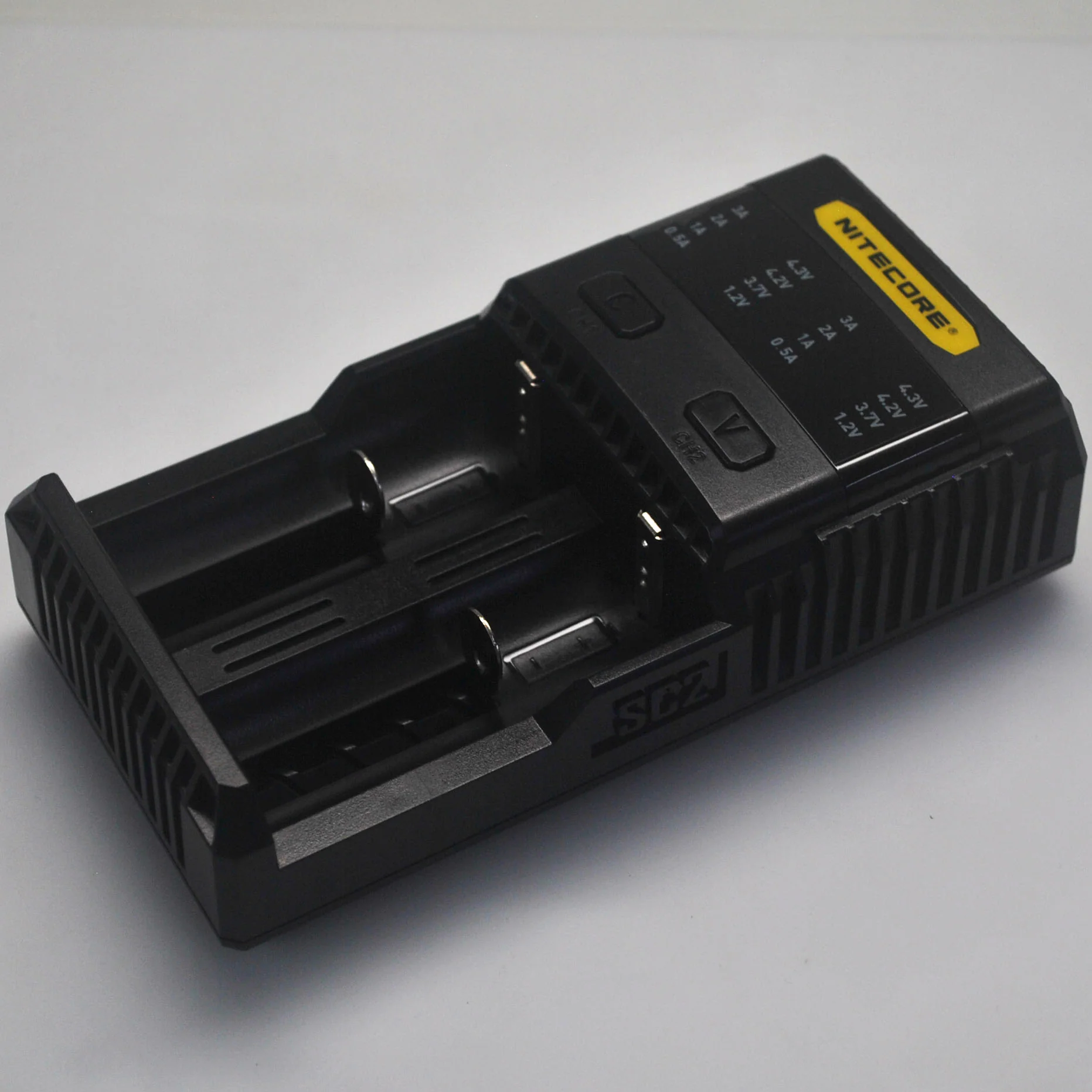 Nitecore SC2 Lithium Ion Battery Charger - Wholesale Discount