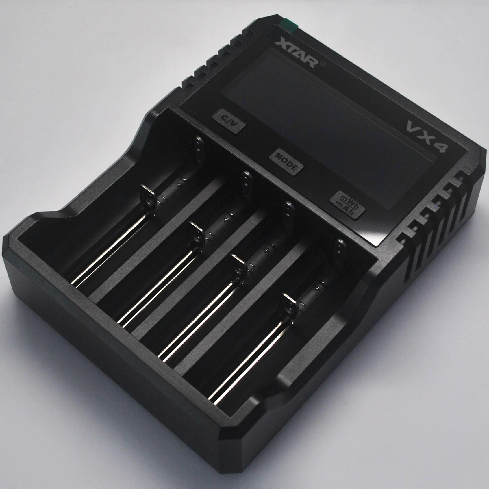 XTAR VX4 Battery Charger - Wholesale Discount